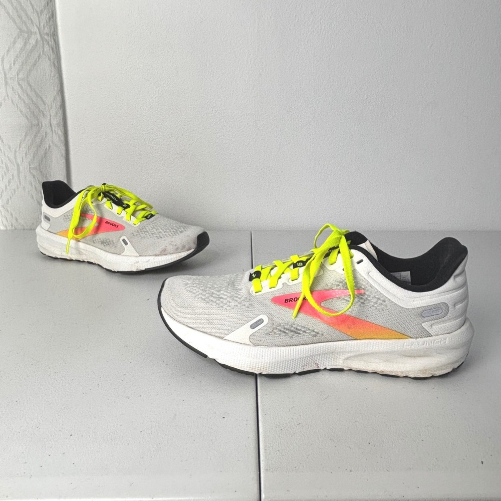 Brooks Launch 9 Womens Running Shoes White Pink Neon Sunset Gorpcore Size 7.5